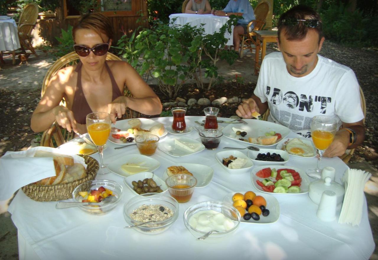 Bellerofon Beach Otel Çıralı Buitenkant foto